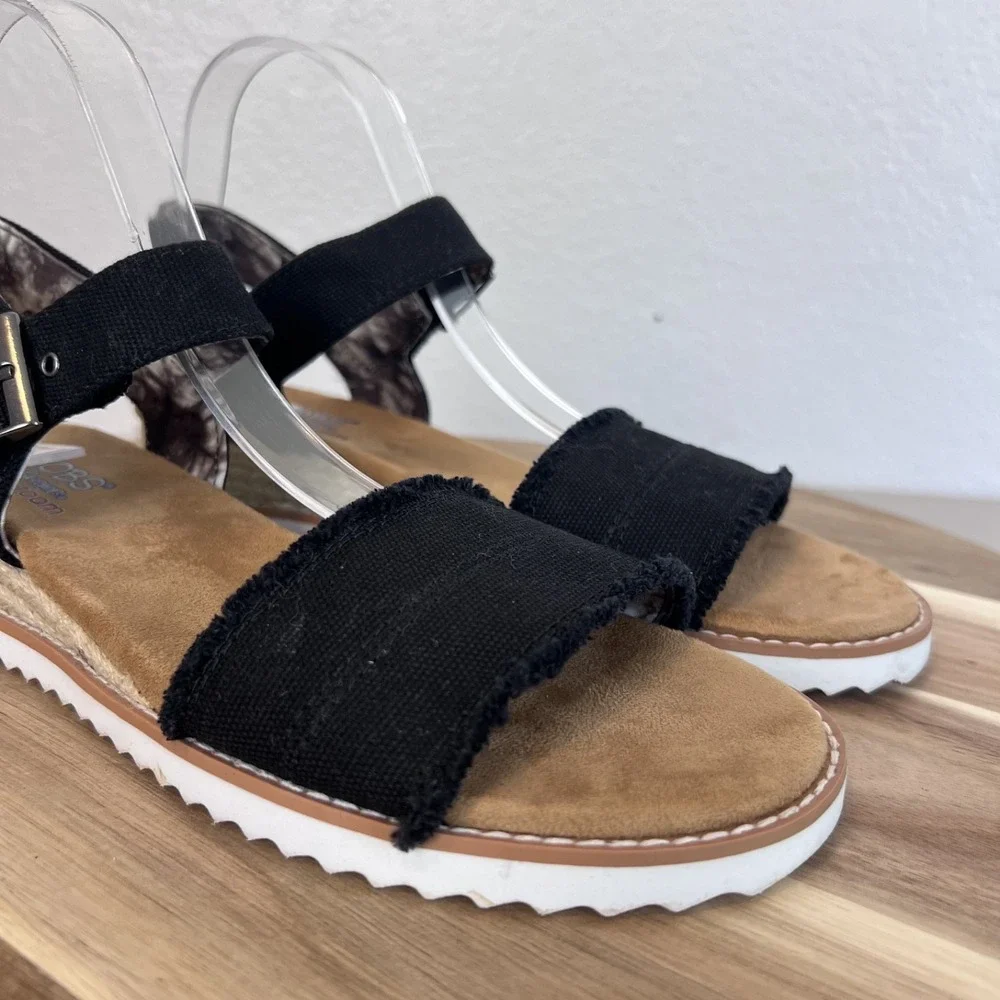 Bobs Skechers Desert Kiss Adobe Princess Sandals Womens 9 Black Hook Loop Comfy